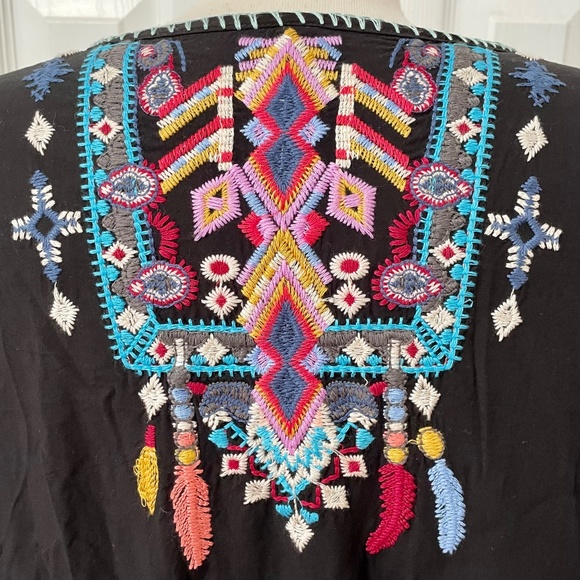 Heavily Embroidered 100% Rayon Black Tunic Top Size XXL - Picture 10 of 13